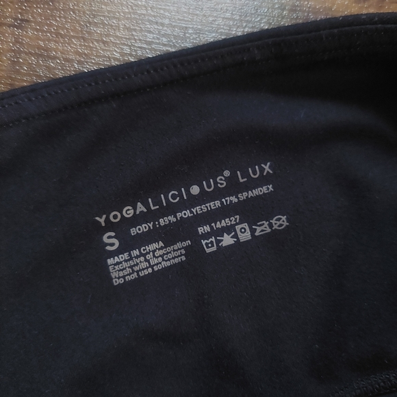 Yogalicious Lux Squat Proof Yoga Shorts Size Small - Picture 8 of 8